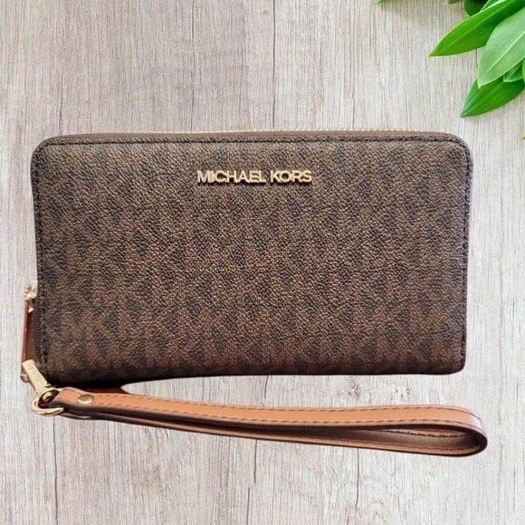 Michael Kors | Bags | New With Tags Michael Kors Wallet  display picture 1